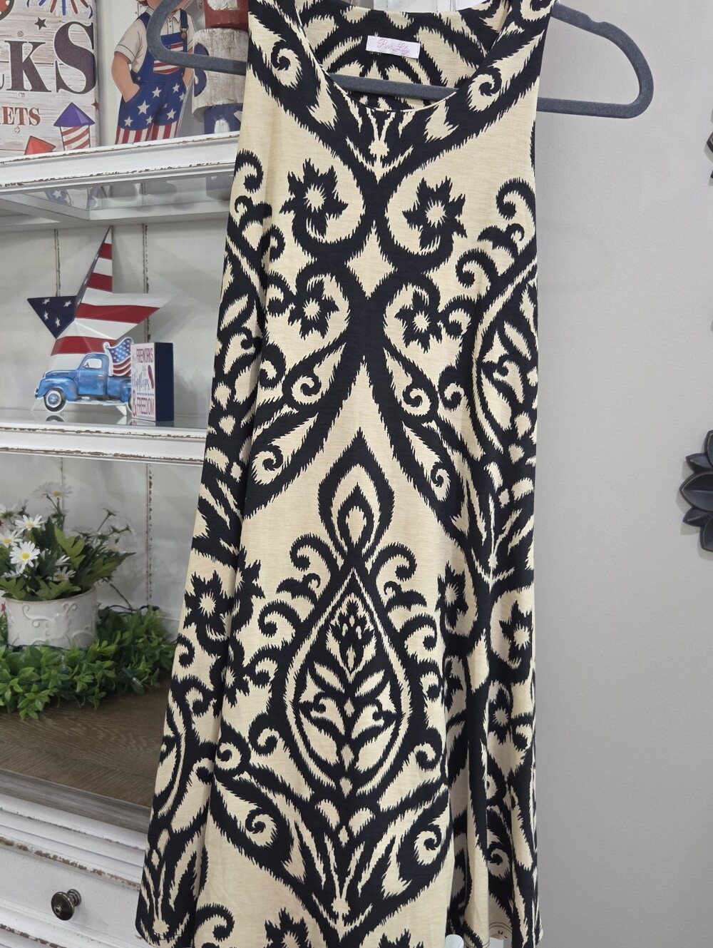 Pink Lily Black and Cream Patterned Sleeveless Dress